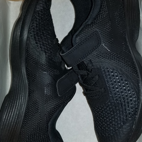 Boys Girls Nike Revolution 4 (PSV) Running Shoes B - Picture 5 of 6